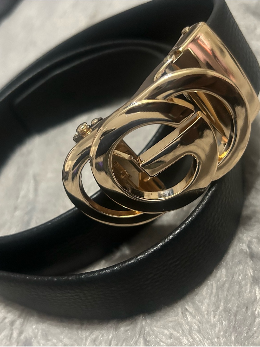 Gold Double-Ring Buckle Black Leather Women’s Belt